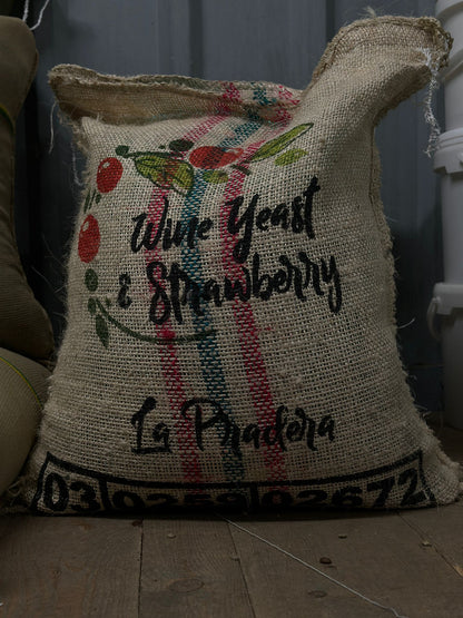 Finca La Pradera - Strawberry & Wine Yeast